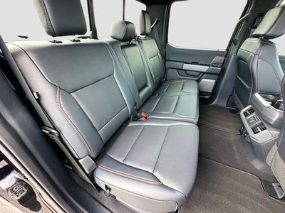 2025 Ford F-150 Lariat 3.5 POWERBOOST