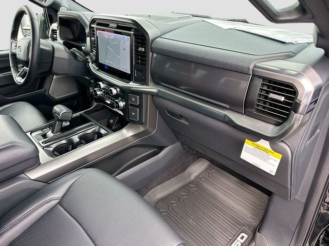2025 Ford F-150 Lariat 3.5 POWERBOOST