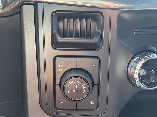2026 Ford F-150 Lariat 4WD SUPERCREW