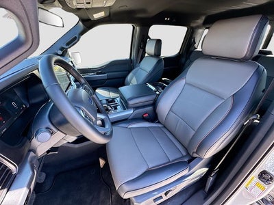 2025 Ford F-150 Lariat 4WD SUPERCREW