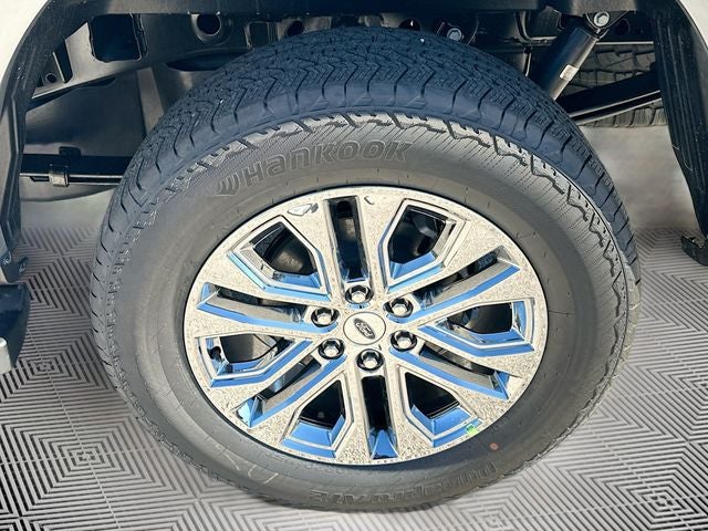 2025 Ford F-150 Lariat 4WD SUPERCREW