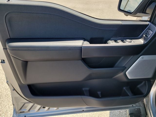 2026 Ford F-150 Lariat 4WD SUPERCREW