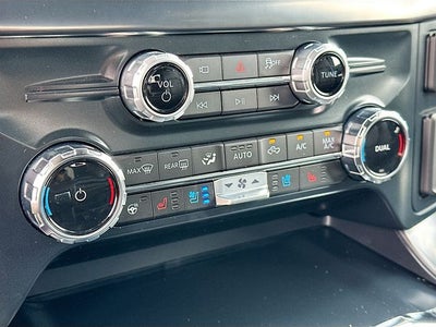 2025 Ford F-150 Lariat 3.5 POWERBOOST