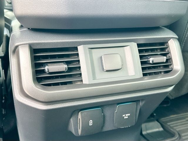 2025 Ford F-150 Lariat 3.5 POWERBOOST