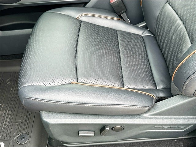 2025 Ford F-150 Lariat 4WD SUPERCREW