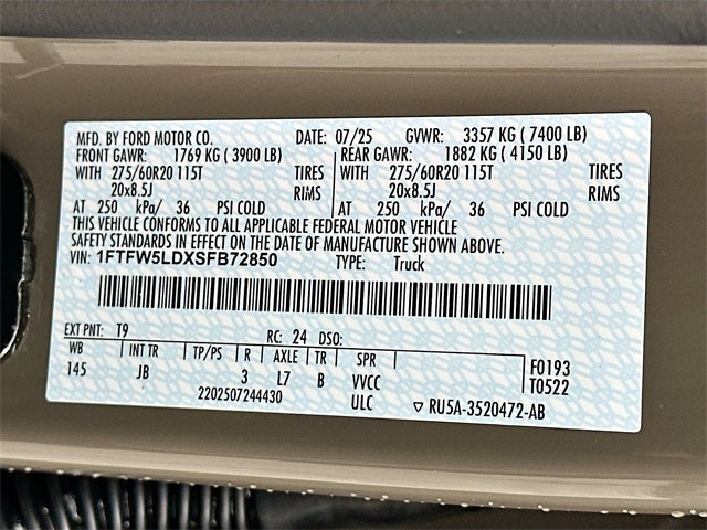 2025 Ford F-150 Lariat 4WD SUPERCREW