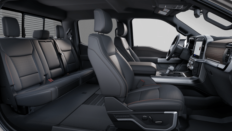 2025 Ford F-150 Lariat 4WD SUPERCREW