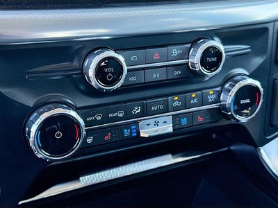 2025 Ford F-150 Lariat 4WD SUPERCREW