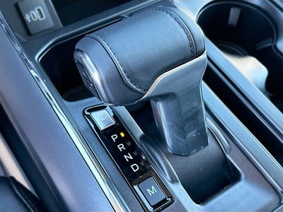 2025 Ford F-150 Lariat 4WD SUPERCREW