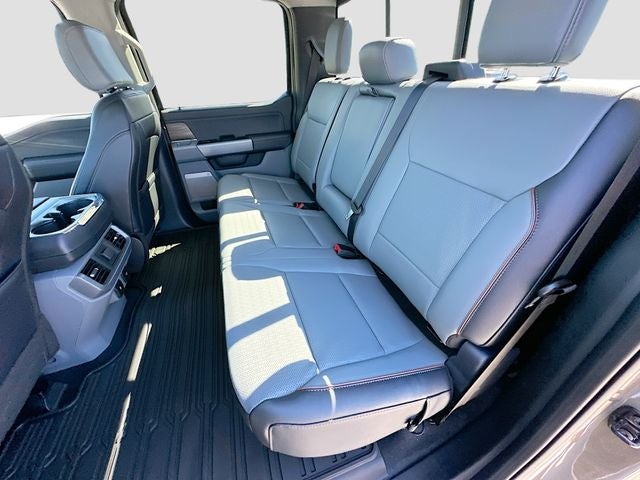 2025 Ford F-150 Lariat 4WD SUPERCREW