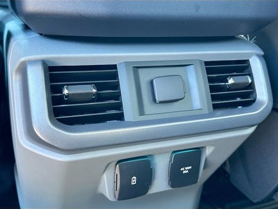 2025 Ford F-150 Lariat 4WD SUPERCREW