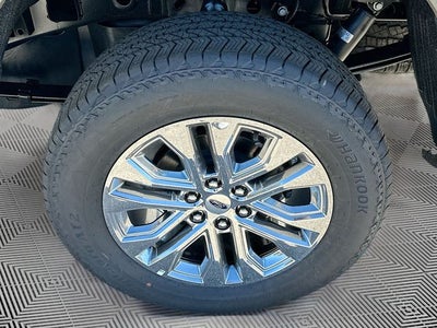 2025 Ford F-150 Lariat 4WD SUPERCREW