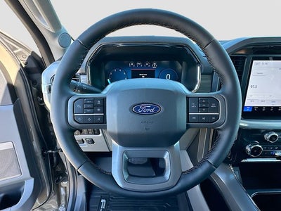 2025 Ford F-150 Lariat 4WD SUPERCREW