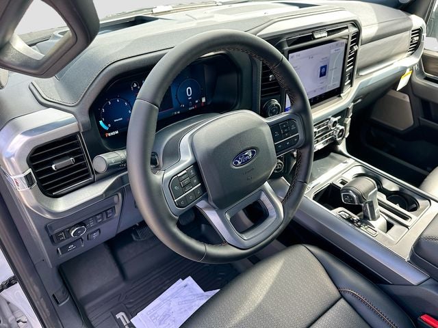 2025 Ford F-150 Lariat 4WD SUPERCREW