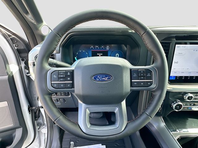 2025 Ford F-150 Lariat 4WD SUPERCREW