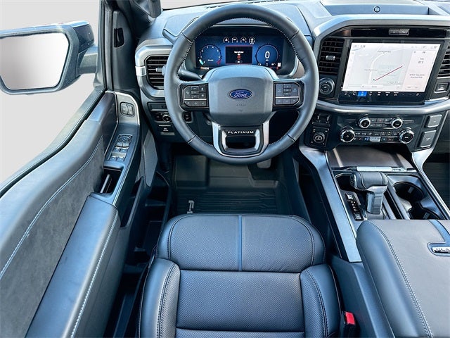 2025 Ford F-150 Platinum 4WD SUPERCREW