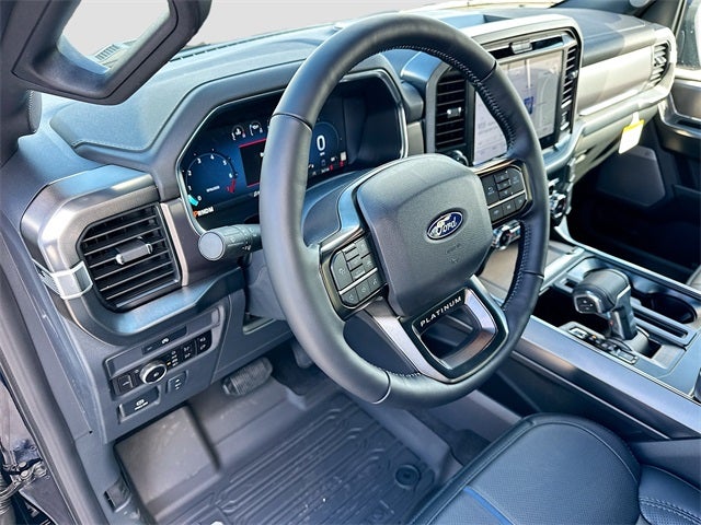 2025 Ford F-150 Platinum 4WD SUPERCREW