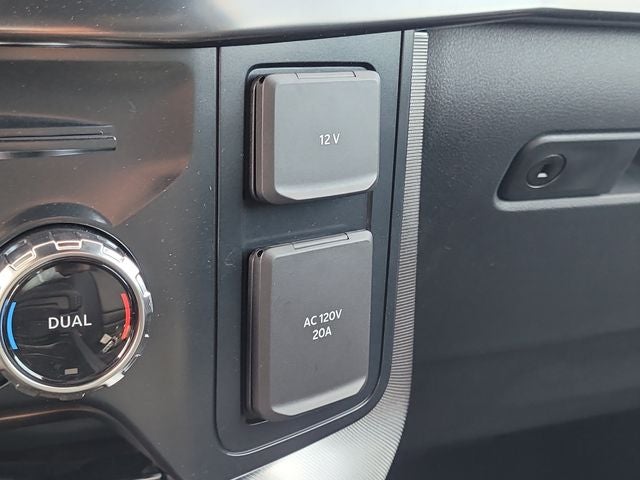 2026 Ford F-150 Platinum 4WD SUPERCREW