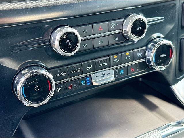 2025 Ford F-150 Platinum 4WD SUPERCREW