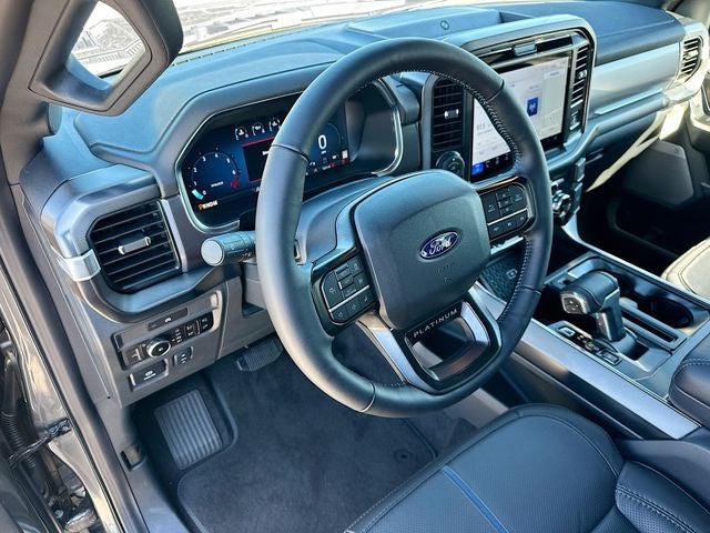 2025 Ford F-150 Platinum 4WD SUPERCREW