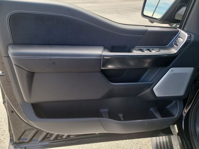 2026 Ford F-150 Platinum 4WD SUPERCREW