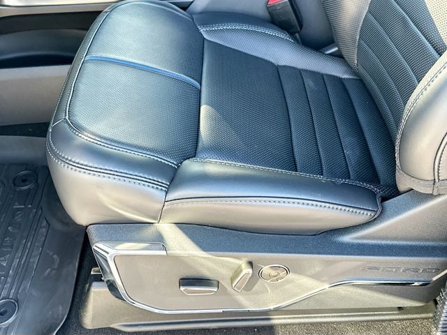 2025 Ford F-150 Platinum 4WD SUPERCREW