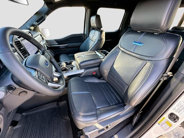 2025 Ford F-150 Platinum 4WD SUPERCREW