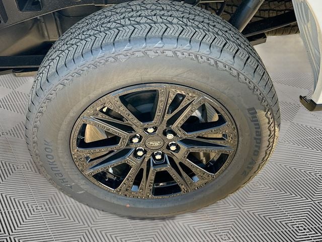 2025 Ford F-150 Platinum 4WD SUPERCREW