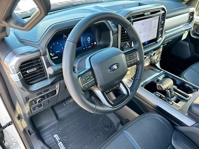 2025 Ford F-150 Platinum 4WD SUPERCREW