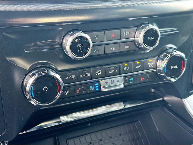 2025 Ford F-150 Platinum 4WD SUPERCREW