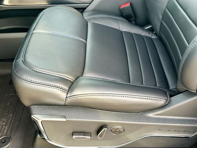 2025 Ford F-150 Platinum 4WD SUPERCREW