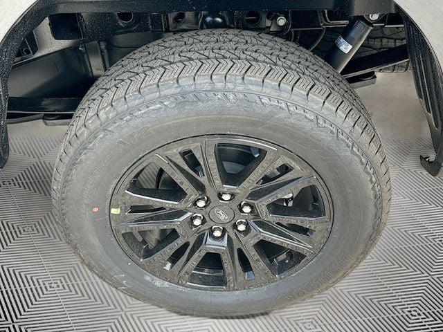 2025 Ford F-150 Platinum 4WD SUPERCREW