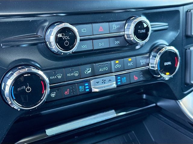 2025 Ford F-150 Platinum 4WD SUPERCREW