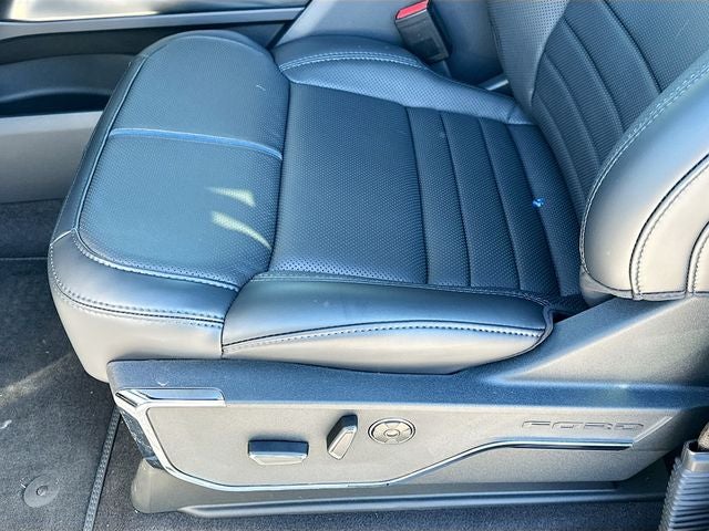 2025 Ford F-150 Platinum 4WD SUPERCREW