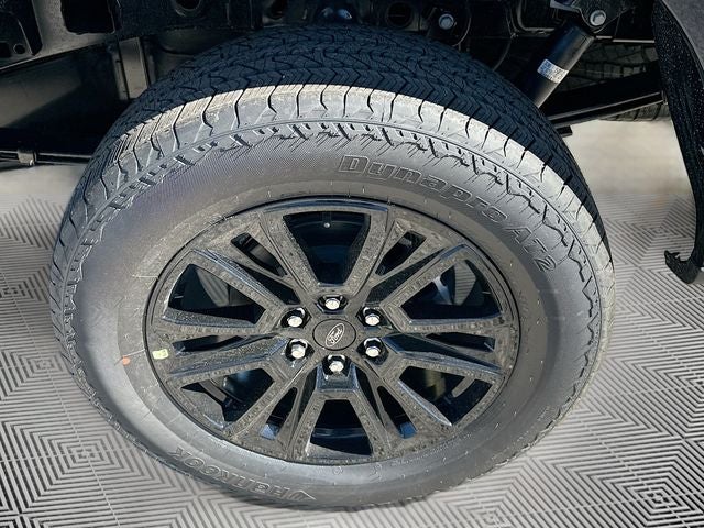 2025 Ford F-150 Platinum 4WD SUPERCREW