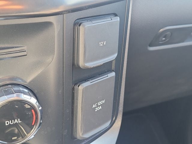 2026 Ford F-150 Platinum 4WD SUPERCREW