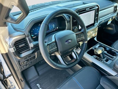 2025 Ford F-150 Platinum 4WD SUPERCREW