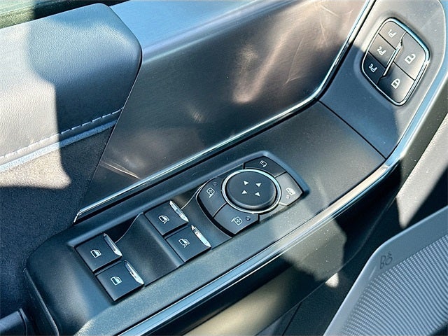 2025 Ford F-150 Platinum 4WD SUPERCREW