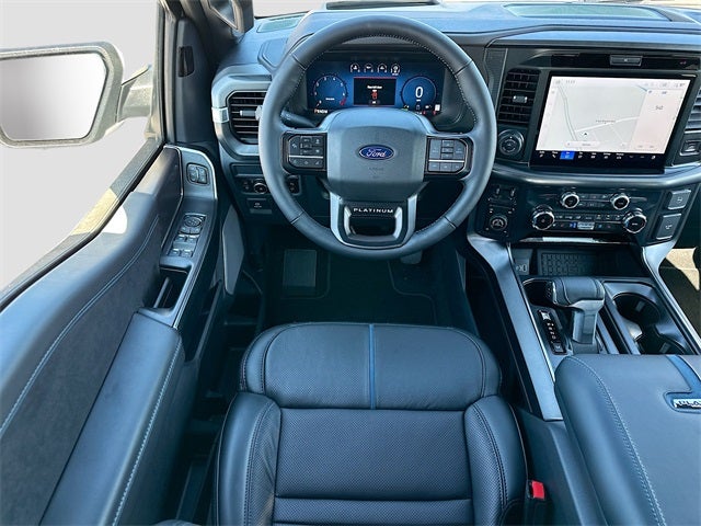 2025 Ford F-150 Platinum 4WD SUPERCREW