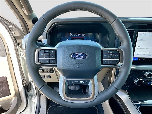 2025 Ford F-150 Platinum 4WD SUPERCREW