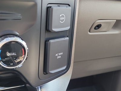 2026 Ford F-150 Platinum 4WD SUPERCREW