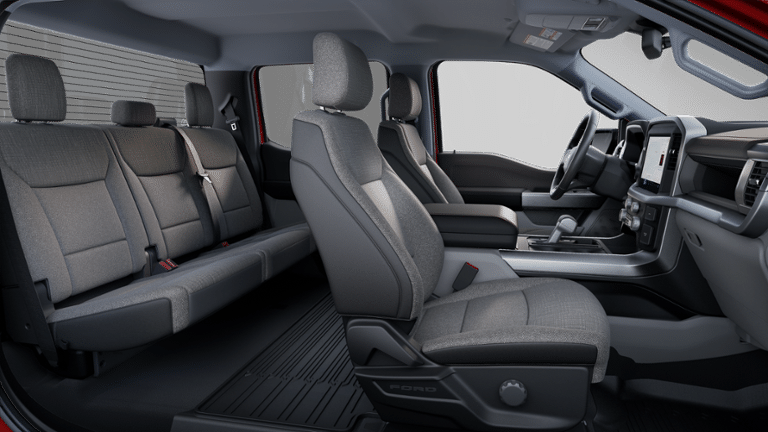 2025 Ford F-150 Lightning XLT