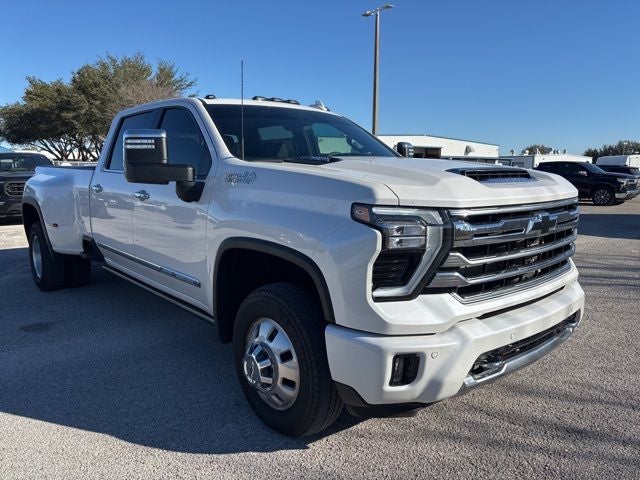 2025 Chevrolet Silverado 3500HD High Country PREMIUM PACKAGE