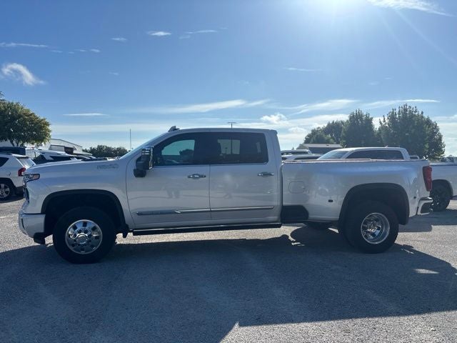 2025 Chevrolet Silverado 3500HD High Country DURAMAX DIESEL