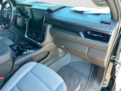 2025 GMC Yukon Elevation 5.3 V8