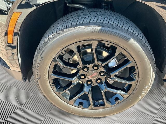 2025 GMC Yukon Elevation 5.3 V8