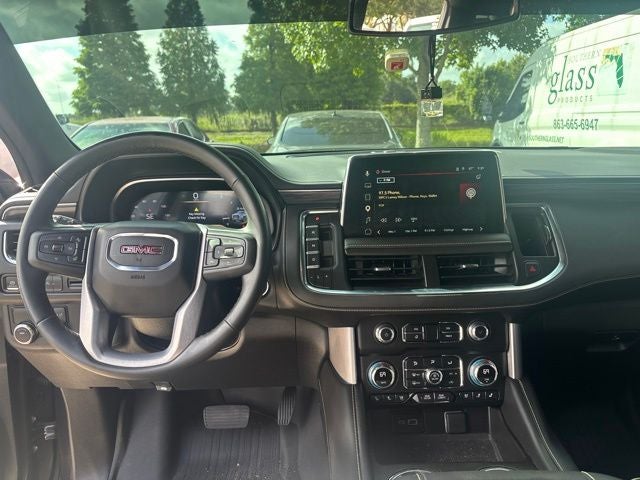 2023 GMC Yukon XL SLT LUXURY PACKAGE