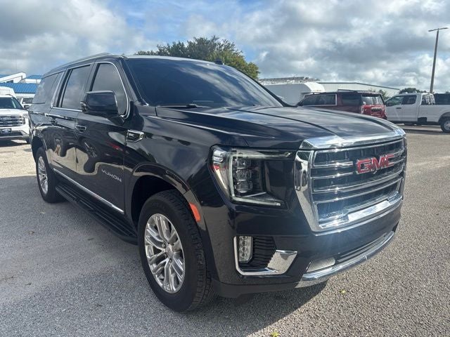 2023 GMC Yukon XL SLT LUXURY PACKAGE