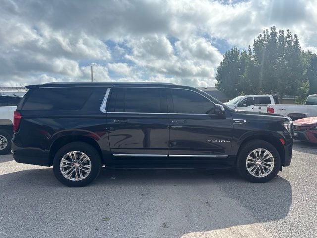 2023 GMC Yukon XL SLT LUXURY PACKAGE