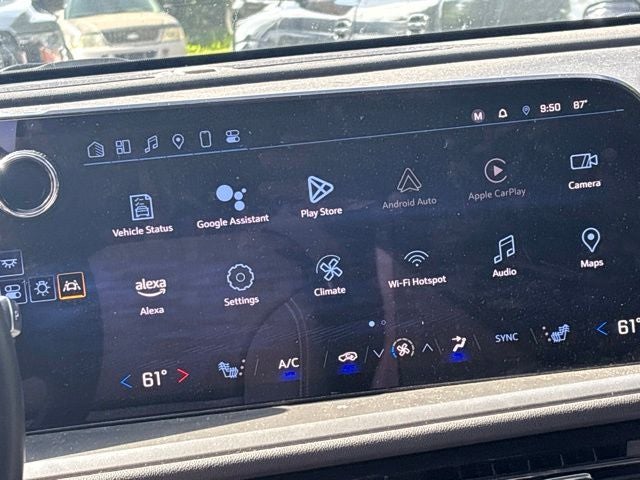 2024 Chevrolet Traverse LS